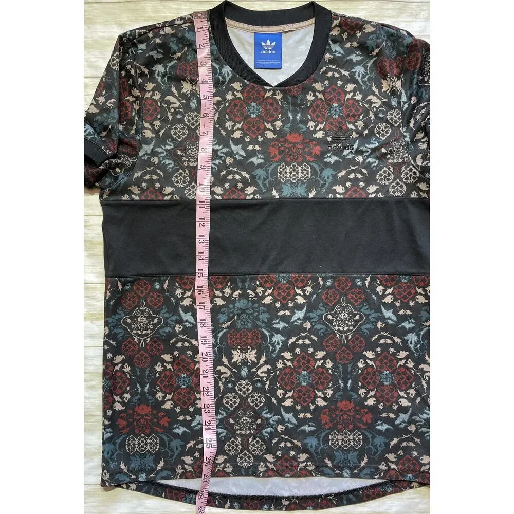 Adidas Men’s Ornamental Block Multicolored Athletic Shirt Size L